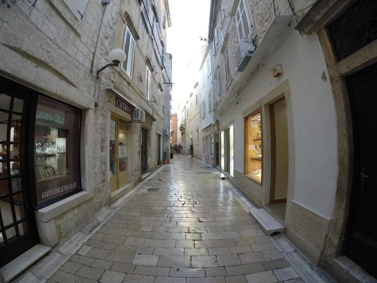 D Room Old Town Center Zadar Extérieur photo